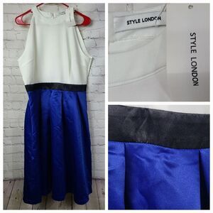 NWT Juniors 2XL 17/19 Formal Dress Blue Color Block Stretch Pleated Bodycon